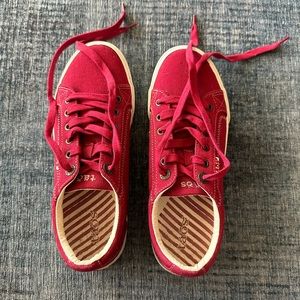Taos Plim Soul in red